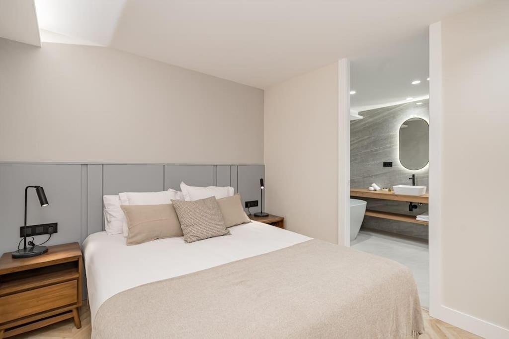 Ferienwohnung Puerta Del Sol 3Br 3Bh Madrid Exterior foto